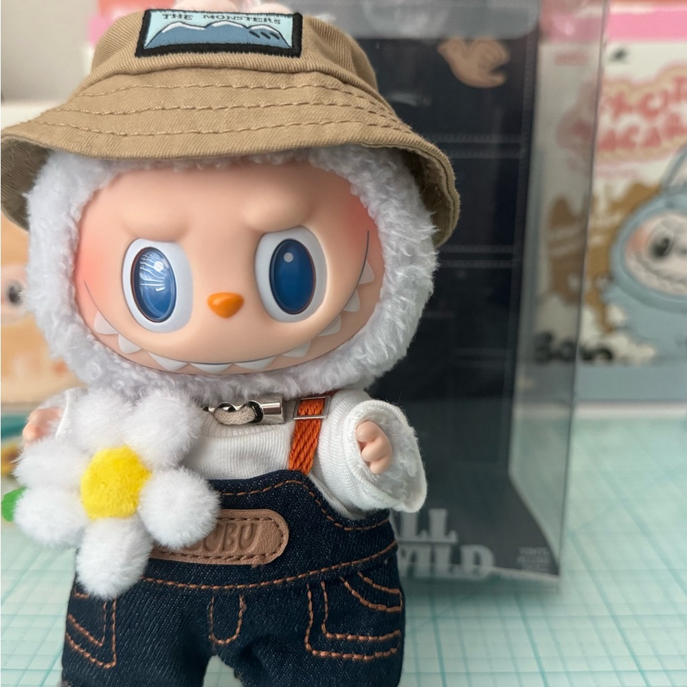 Fall in Wild Labubu